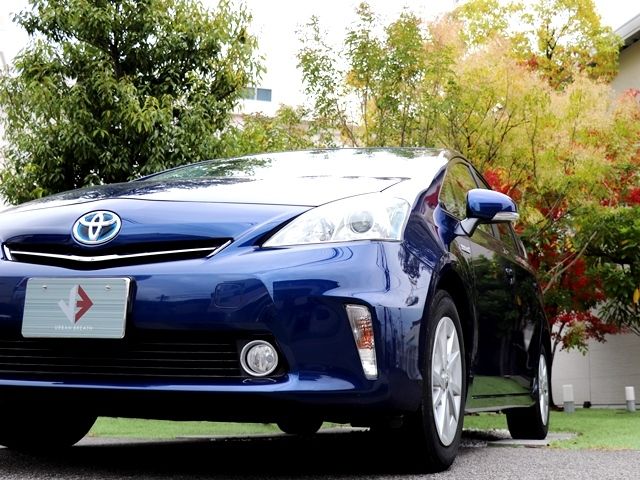 Toyota PRIUS ALPHA 2012-01 14421-7