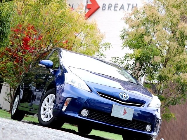 Toyota PRIUS ALPHA 2012-01 14421-3
