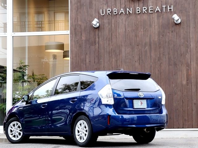 Toyota PRIUS ALPHA 2012-01 14421-12