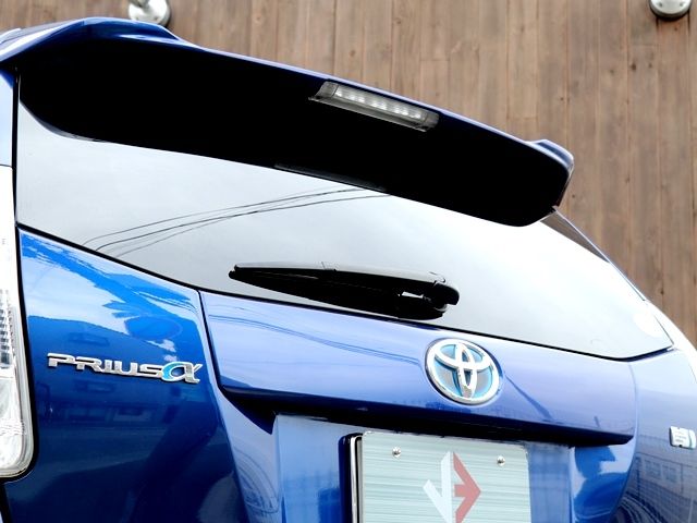 Toyota PRIUS ALPHA 2012-01 14421-13