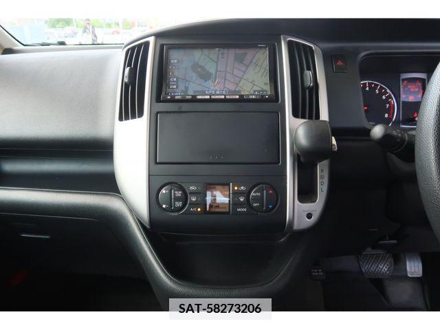 Nissan SERENA 2010-01 384295-18