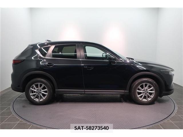 Mazda CX-5 2022-04 217945-8