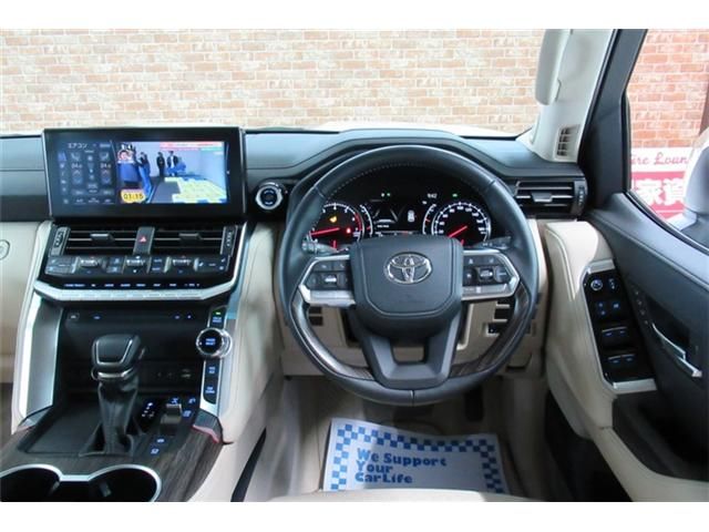 Toyota LAND CRUISER 2022-05 3944-16