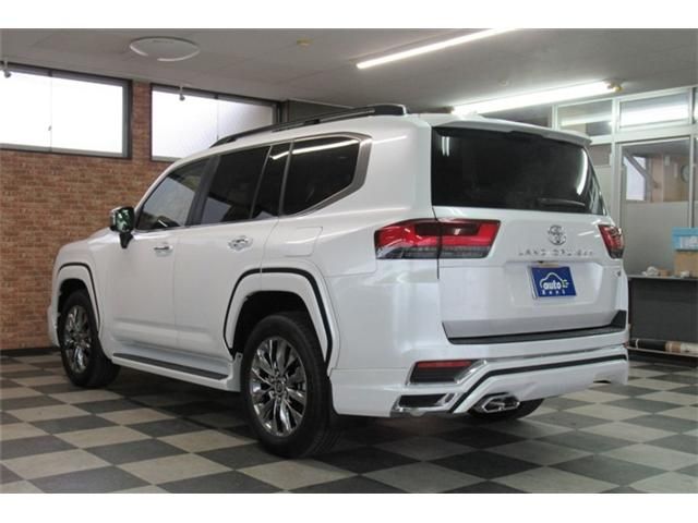 Toyota LAND CRUISER 2022-05 3944-1