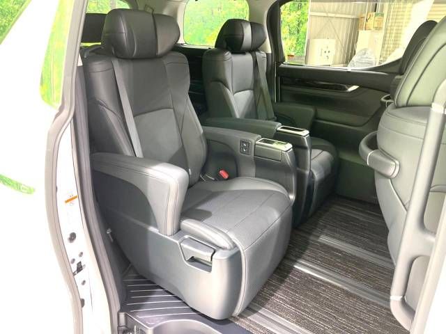Toyota ALPHARD 2021-01 12879-9