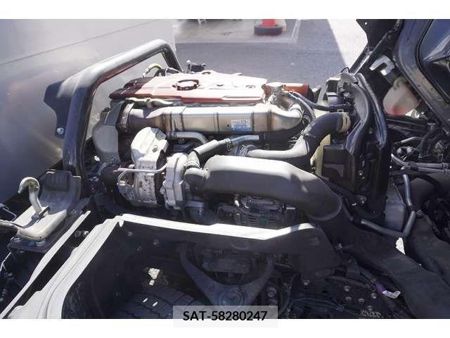 Hino DUTRO 2021-07 203367-12