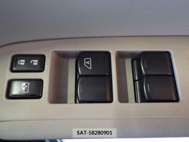 Nissan CUBE 2009-09 229508-9