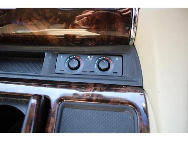 Toyota ALPHARD HYBRID 2018-05 18692-4