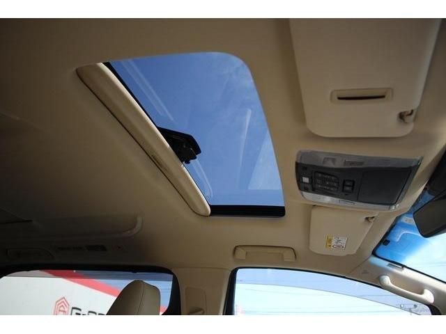 Toyota ALPHARD HYBRID 2018-05 18692-2