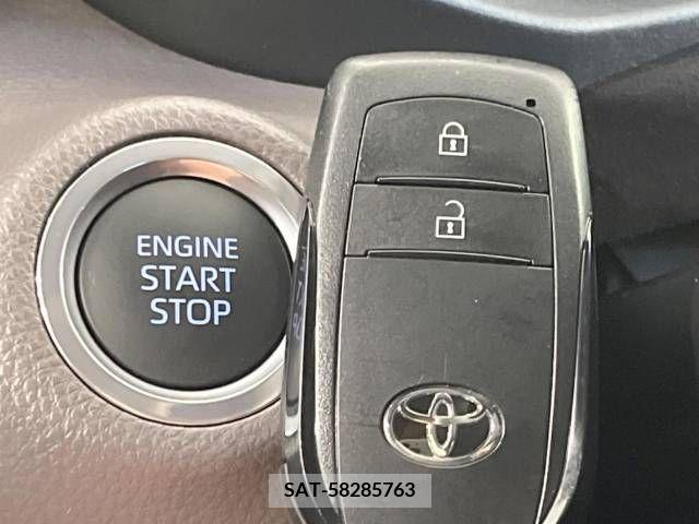 Toyota YARIS 2020-10 216038-6