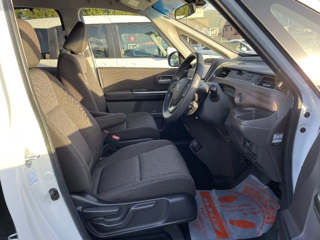 Honda FREED HYBRID 2022-02 189106-4