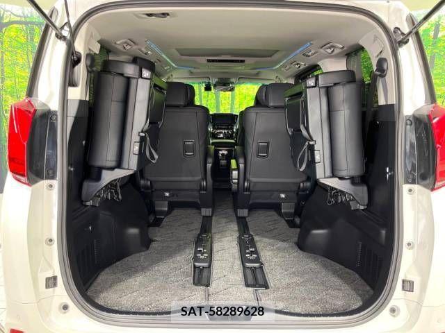 Toyota ALPHARD 2022-10 299572-10
