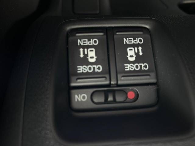 Honda N BOX CUSTOM 2016-09 12685-4
