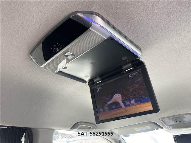 Toyota VOXY 2011-08 370431-14