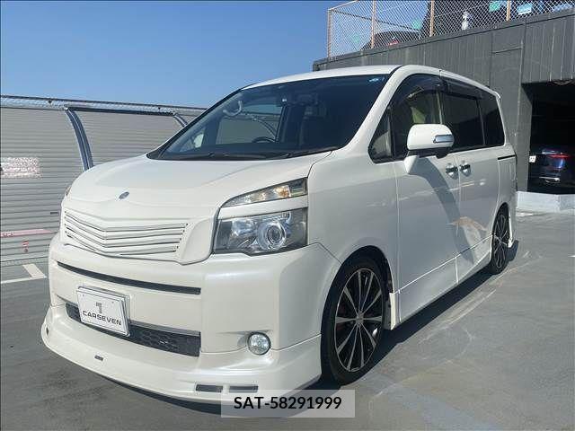 Toyota VOXY 2011-08 370431-20