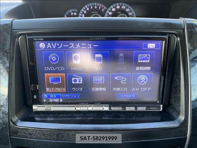 Toyota VOXY 2011-08 370431-12