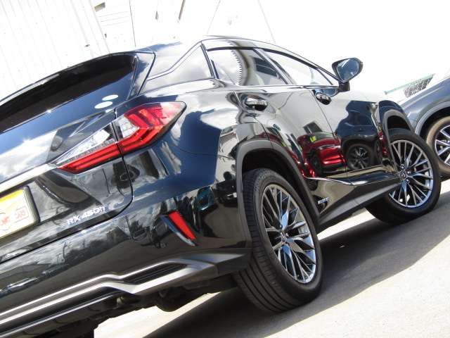 Lexus RX 2018-06 17536-2