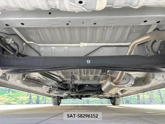 Honda N BOX CUSTOM 2022-08 307419-19