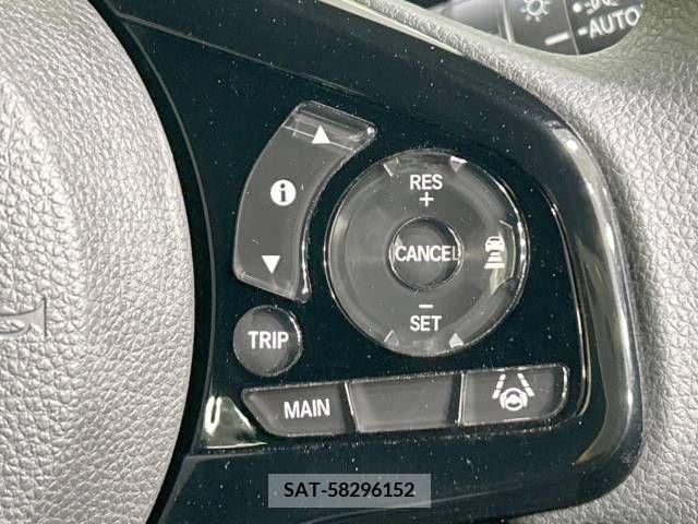 Honda N BOX CUSTOM 2022-08 307419-6
