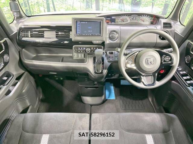 Honda N BOX CUSTOM 2022-08 307419-1