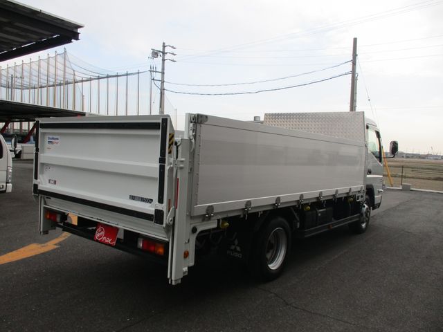 Mitsubishi CANTER 2021-04 186226-2