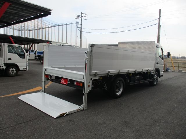 Mitsubishi CANTER 2021-04 186226-0