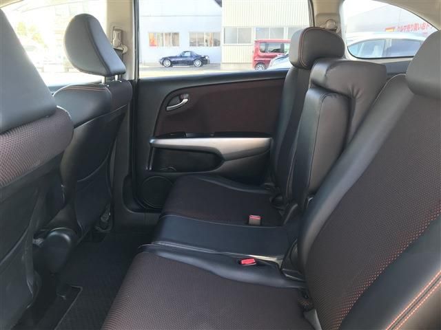 Honda STREAM 2010-03 180915-12