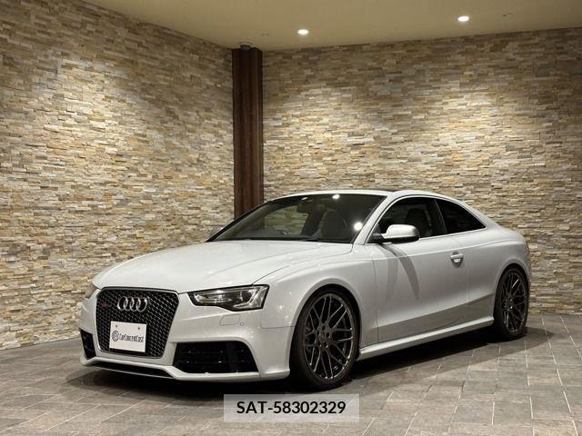 Audi RS5 2012-08 202086-0