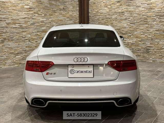 Audi RS5 2012-08 202086-8