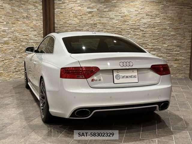 Audi RS5 2012-08 202086-6