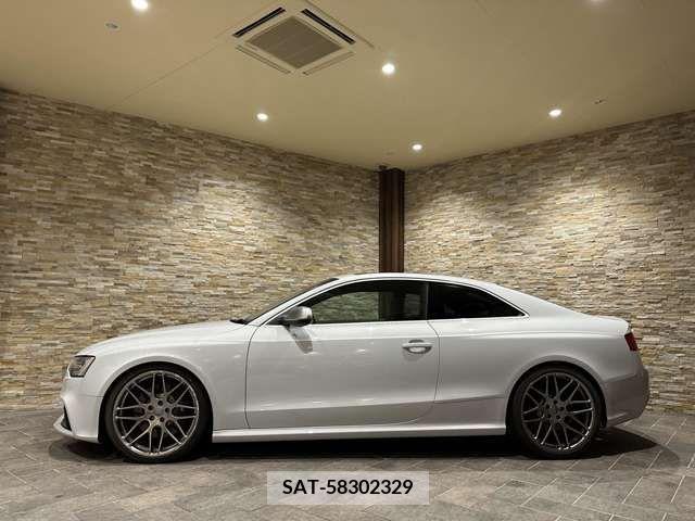 Audi RS5 2012-08 202086-3