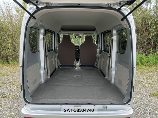 Suzuki EVERY 2018-12 268871-11
