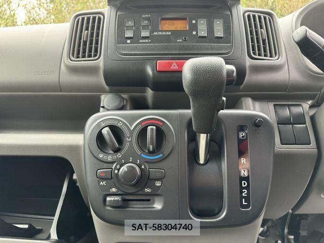 Suzuki EVERY 2018-12 268871-12