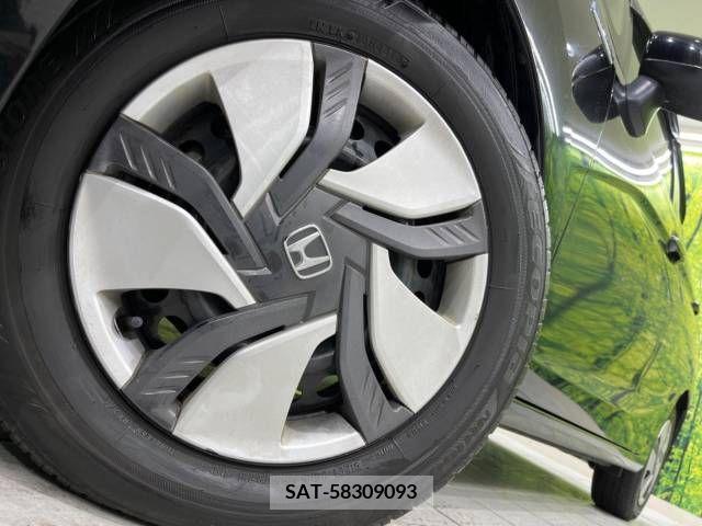 Honda FIT 2015-03 251353-13