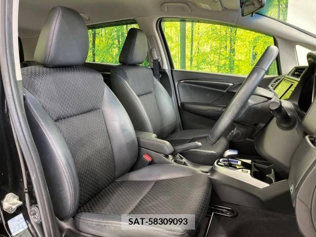 Honda FIT 2015-03 251353-8
