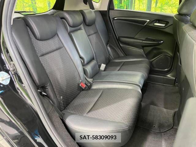 Honda FIT 2015-03 251353-9