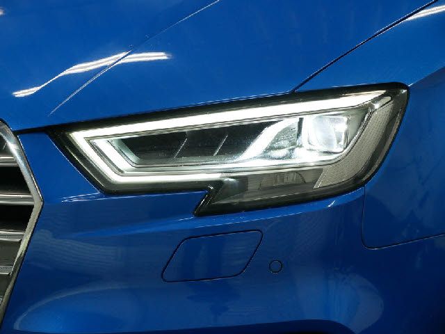 Audi S3 2018-05 12858-25