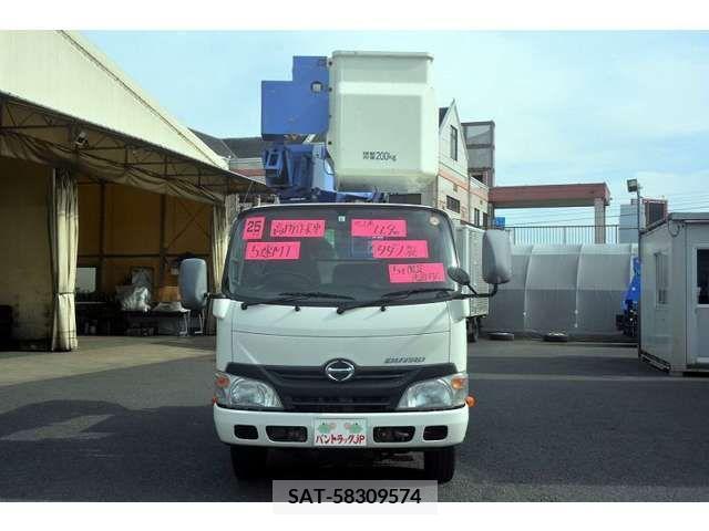 Hino DUTRO 2013-08 203130-1