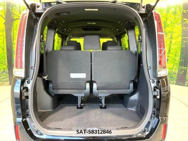 Toyota ESQUIRE 2019-08 390658-11