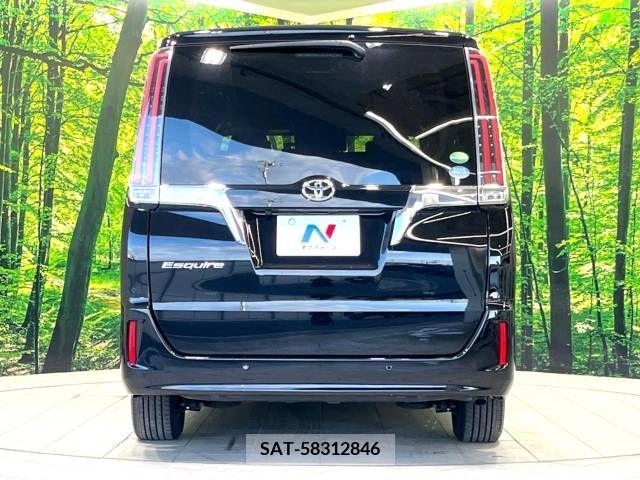 Toyota ESQUIRE 2019-08 390658-16