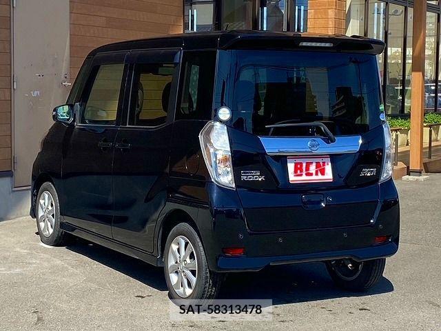 Nissan ROOX 2019-02 323902-8