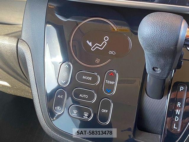 Nissan ROOX 2019-02 323902-19