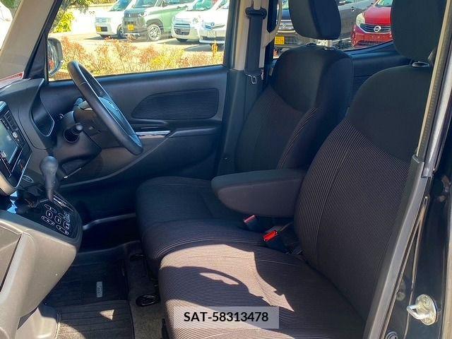 Nissan ROOX 2019-02 323902-12