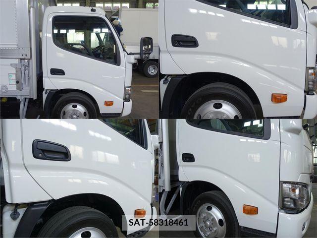 Hino DUTRO 2016-10 200787-3
