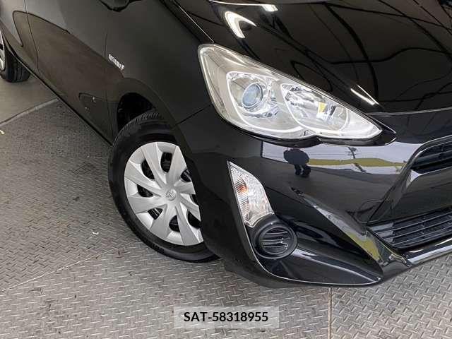 Toyota AQUA 2015-08 214641-8