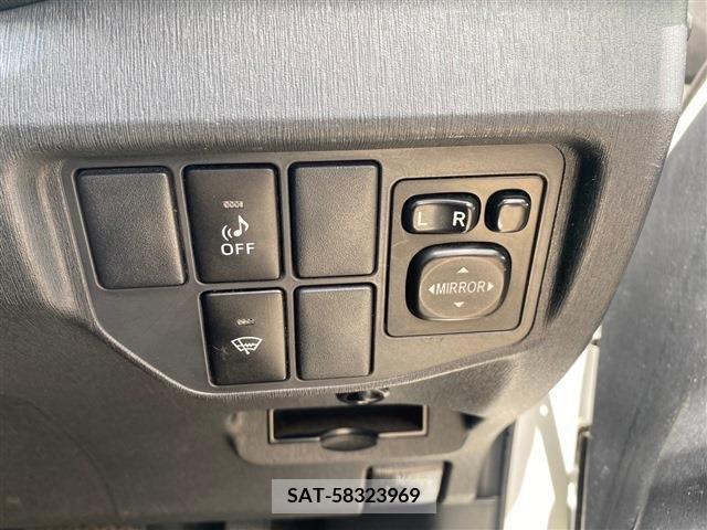 Toyota PRIUS 2014-03 349951-15