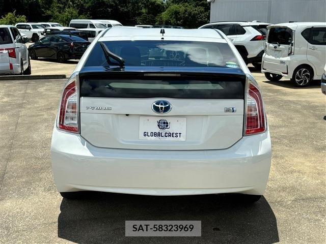 Toyota PRIUS 2014-03 349951-10