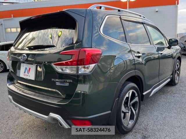 Subaru FORESTER 2022-03 384697-17