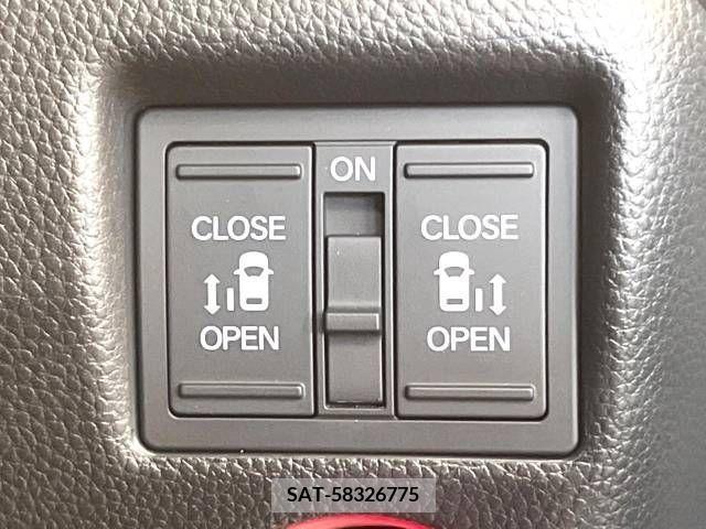 Honda N BOX CUSTOM 2019-04 244221-4