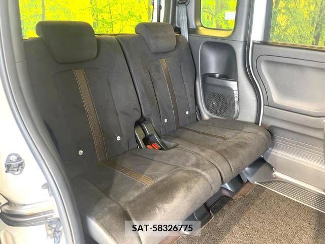 Honda N BOX CUSTOM 2019-04 244221-10